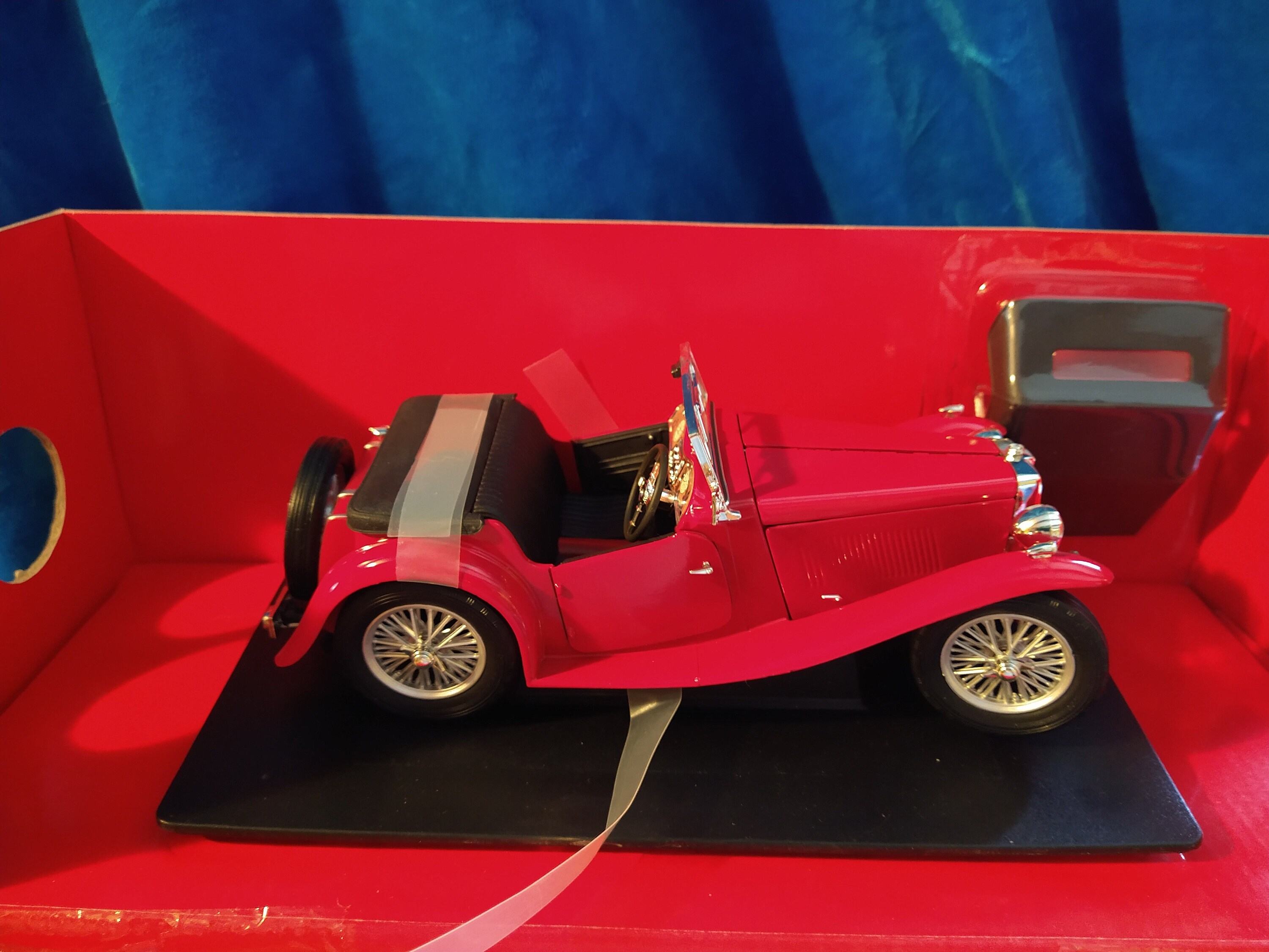 Set of 4 Retro Die-cast Cars - Etsy