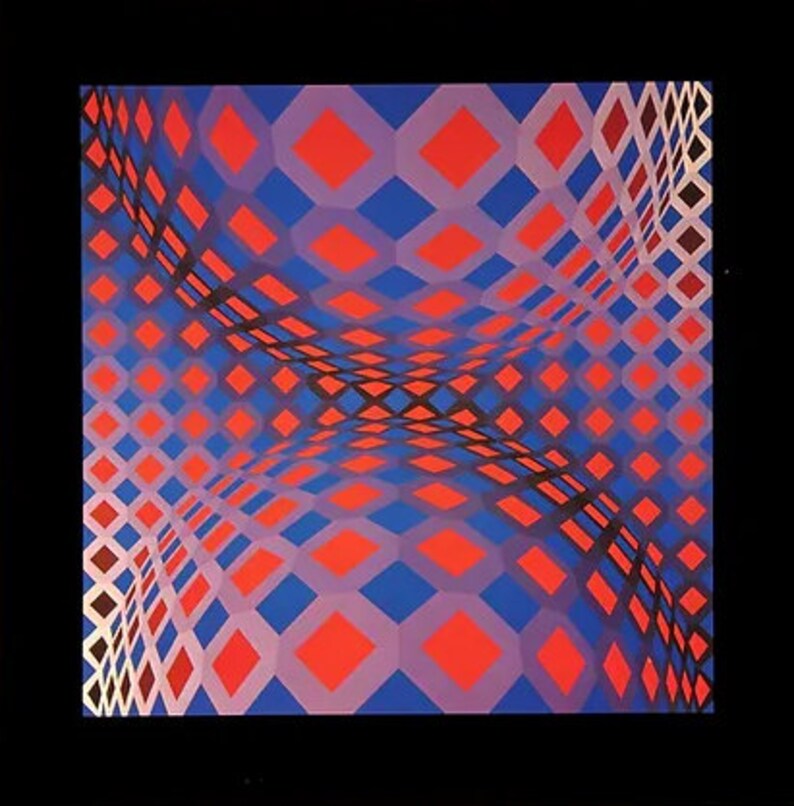 Puede incluir: Impresi&oacute;n de arte geom&eacute;trico abstracto con un patr&oacute;n repetitivo de cuadrados rojos y azules. Los cuadrados est&aacute;n dispuestos en una cuadr&iacute;cula y los colores son vibrantes y audaces.