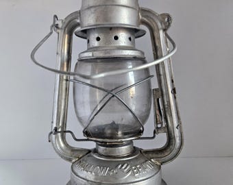 Lamp, lantern, storm oil lamp, height without handle 28 cm. Vintage, country decorations.
