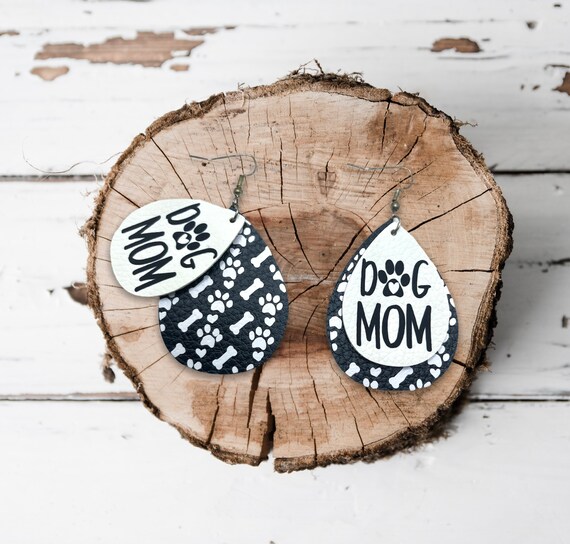 dog mom earrings, paw print earrings, dog mama jewelry, birthday gift for dog mom, dog lover gift for women, dog owner gift personalized