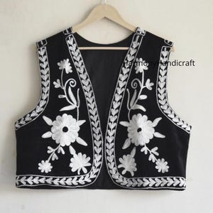 Velvet Suzani vest, Suzani Embroidery jacket,Embroidery vest,hand Embroidery vest,Suzani waistcoat,Velvet jacket,handmade jacket,Velvet vest