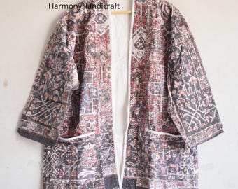 Chaqueta reversible Kantha, abrigo bohemio acolchado indio, kimono con estampado de alfombra