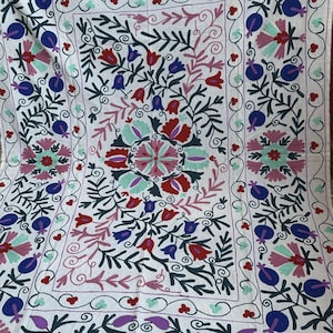 Suzani throw, Suzani bedspread, Suzani Table cover, Hand embroidery Suzani bed-cover, Suzani decor suzani quilt, Uzbek suzani embroidery rug
