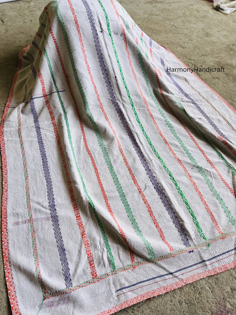 Nakshi kantha, Exclusive heavy kantha, Indian vintage kantha, white kantha quilt, Cotton kantha quilt, Nakshi throw, Recycled cotton blanket image 4