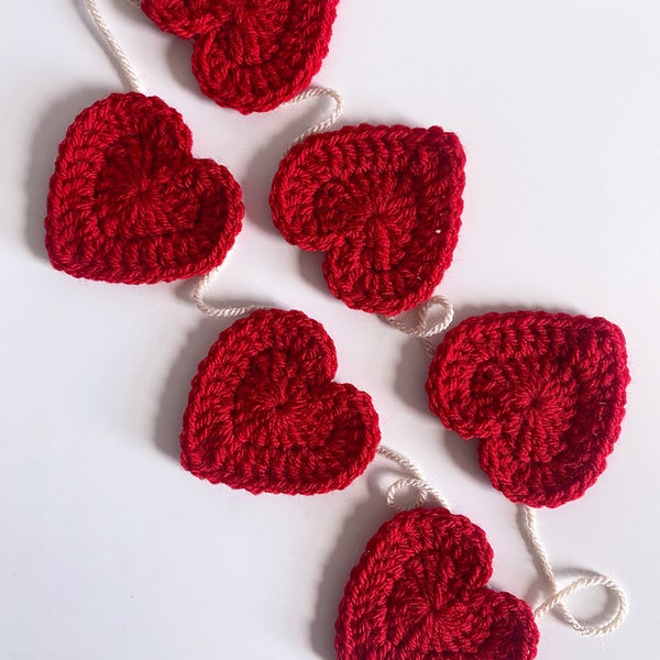 Heart bunting | Valentines | Summer | Garland | Crochet | Decor | JlmCrochetCreations