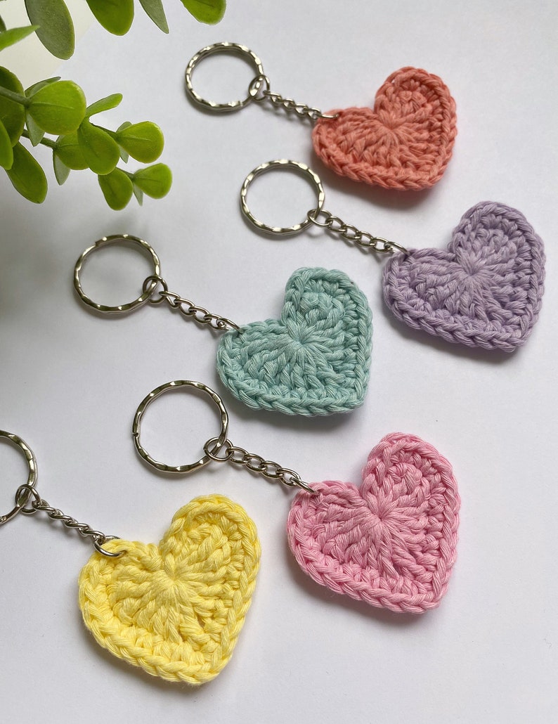Handmade crochet heart keyring | Heart | Keyring | Pastel | Keychain | Gift | JlmCrochetCreations