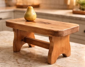 Banco elevador de madera vintage, soporte de exhibición rústico de granja, estante de cocina rústico, decoración estilo cottage core.