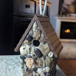 River Stone Cottage Birdhouse with Hanging Rope