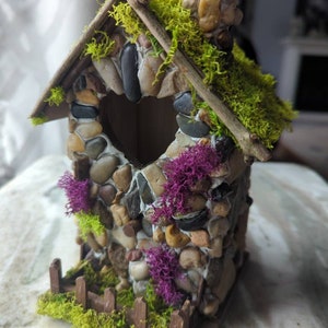 Stone Cottage Heart Birdhouse