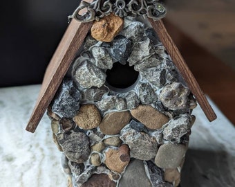 Stone Cottage Birdhouse, Rustic  and Charming Birdhouse, Bird Lover Gift for Dad, Birdhouse Decor for indoor or outdoors