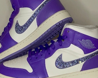 Wmns AirJordan 1 Purple with crystals (crystallized swooshes) Size US W 7