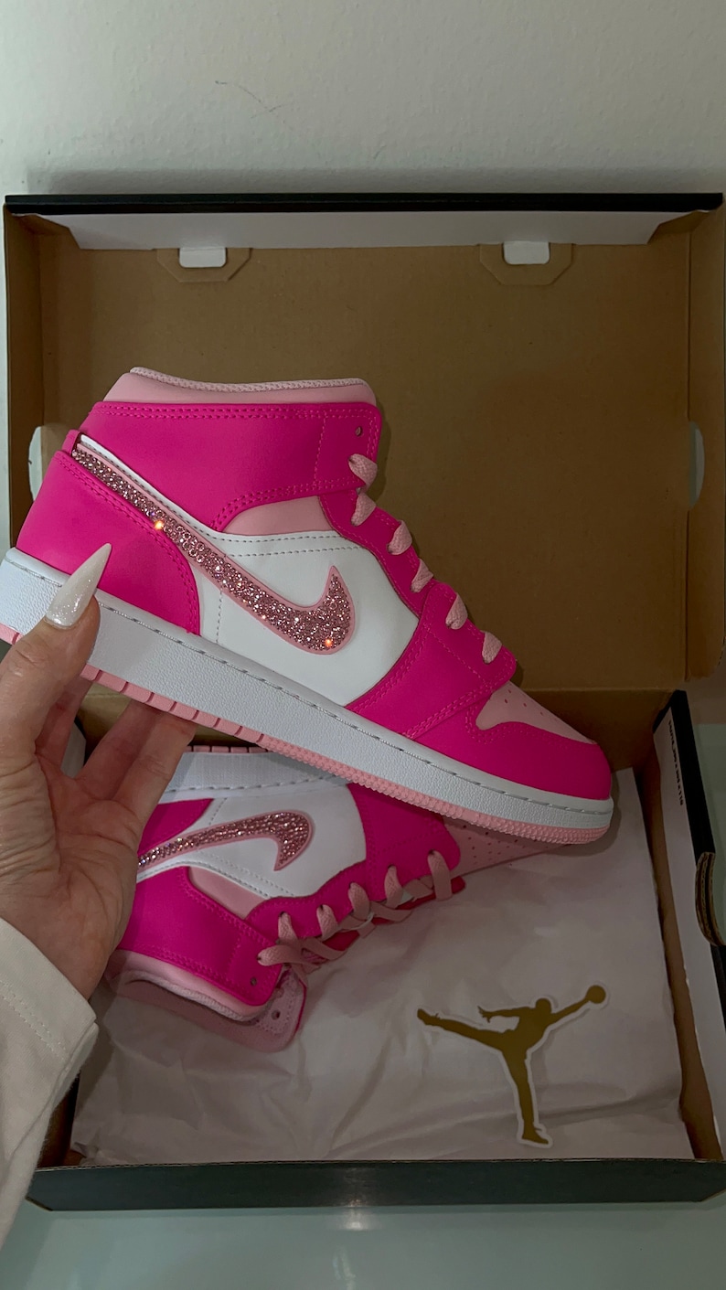 Air Jordan 1 Mid GS 'fierce Pink'. Barbie Pink Etsy
