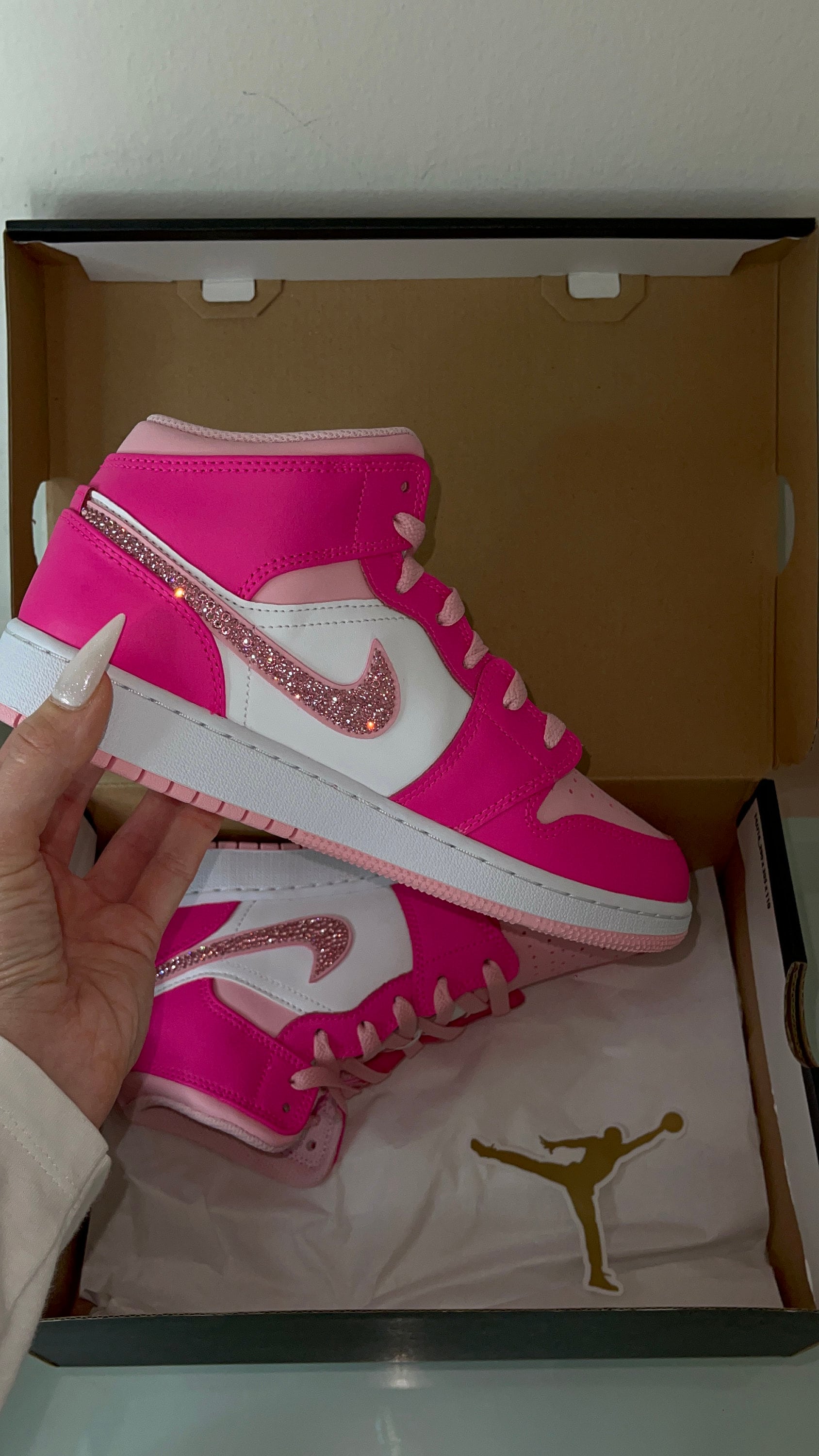 Air Jordan 1 Mid GS 'fierce Pink'. Barbie Pink Etsy