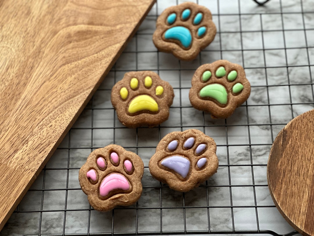 Paw Print Dog Treats, Gourmet Plain Treats for Dogs, Natural Pet Treat, Healthy Treats, Dog
