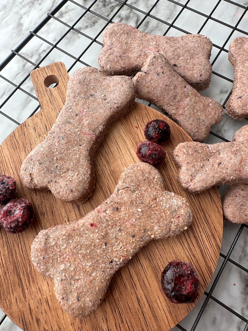 Triple Berry Dog Treats, Gourmet Treats for Dogs , Natural Pet Treat
