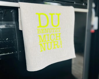Lustiges Küchenhandtuch mit Spruch | Geschirrtuch Grau/Beige mit Neon-Print | Personalisiertes Geschenk Einzug & Weihnachten