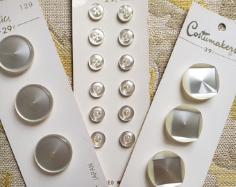 Vintage White Buttons*Vintage White Carded Buttons