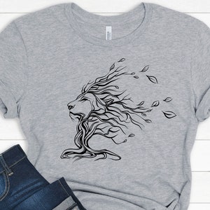 Lion Shirt, Animal Illustration shirt, Wild life lover shirt, Lion mens Shirt, gift for dad , Wildlife Lover  gift, Africa wildlife shirt