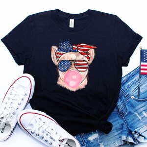 4th of July cat Bubblegum, Patriotic cat Sunglasses Bandana, Bubble Gum Pig Shirt, 4th of July Gift, Pig blowing Bubble Gum