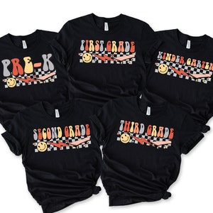 Erstklassiges Team Shirt, Erstklassiges Shirt, Schulanfang Shirt, Erster Schultag Shirt, Erstklassiges Lehrer Shirt, Kindergarten Shirt
