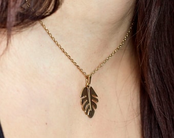 Gold Monstera Leaf Necklace, Monstera Leaf Pendant, Tropical Leaf Charm, Gold Leaf Necklace, Leaf Pendant