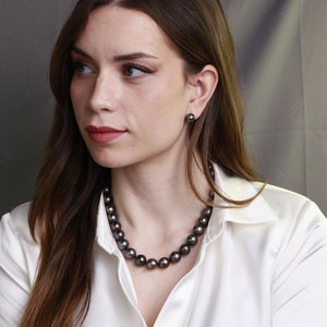 Tahitian black pearl necklace, Tahitian pearl necklace, Natural pearl and 18K white gold necklace, Tahitian pearl jewelry, Turkey pearl