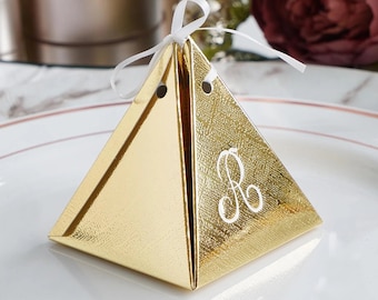 100 Pcs Pyramid Shape Personalized Wedding Favors, Party Favor Boxes With Satin Ribbon