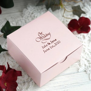 100 Pcs Personalized Wedding Favors Large Emblem Cake Favor Boxes - 4 X 4 X 2