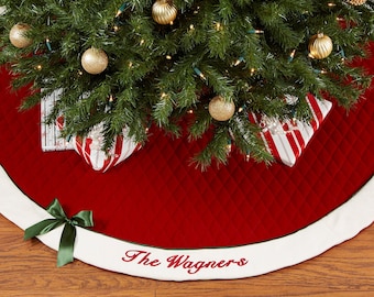 Winter Classic Personalized Quilted Tree Skirt wBow