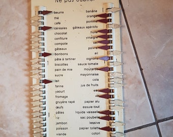 Vintage French Shopping Memo List