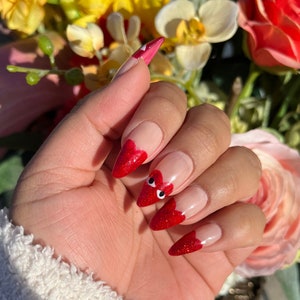 Comme des garcons nails top