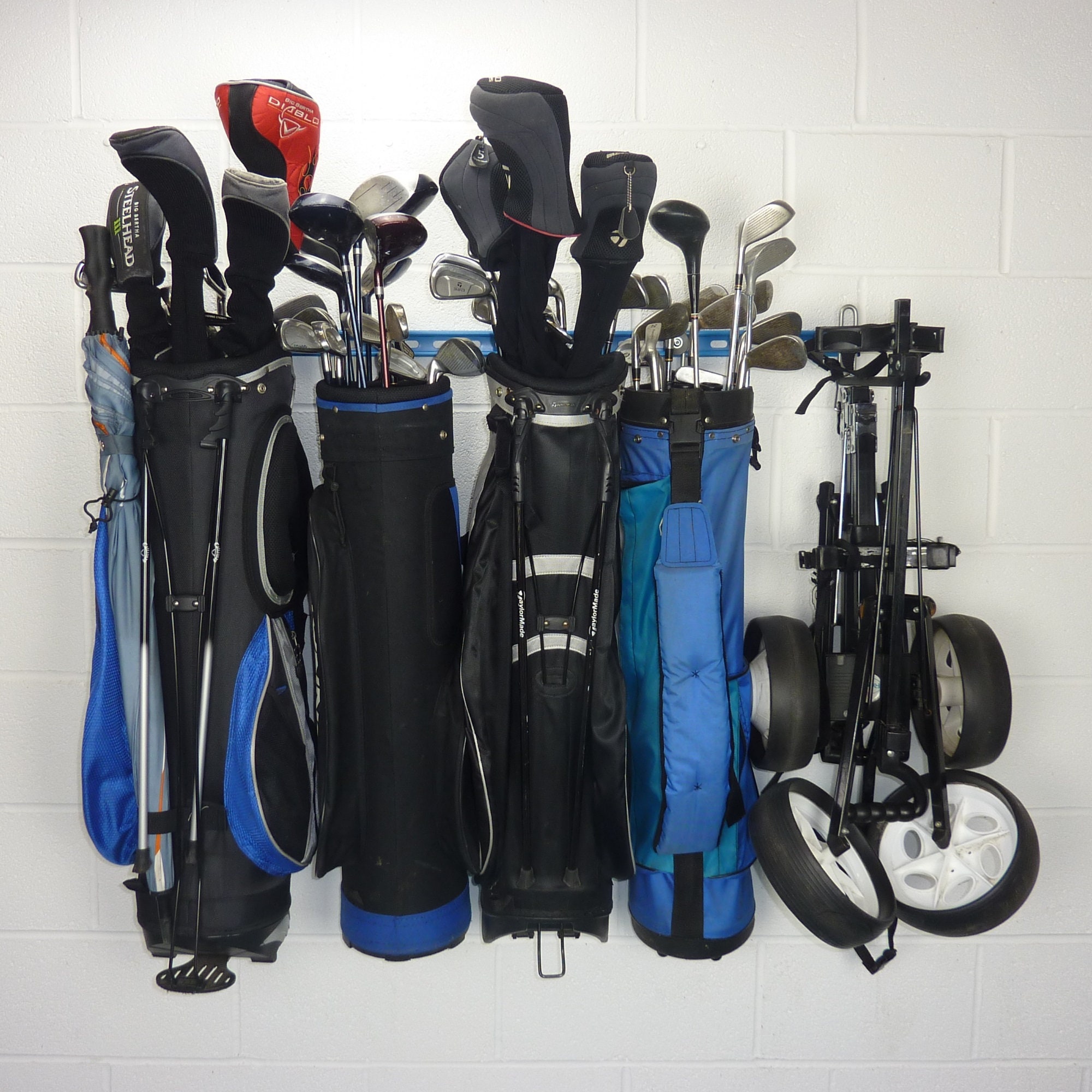 Golf Equipment Wand-Organizer, platzsparendes Golf-Rack, Aufhänger