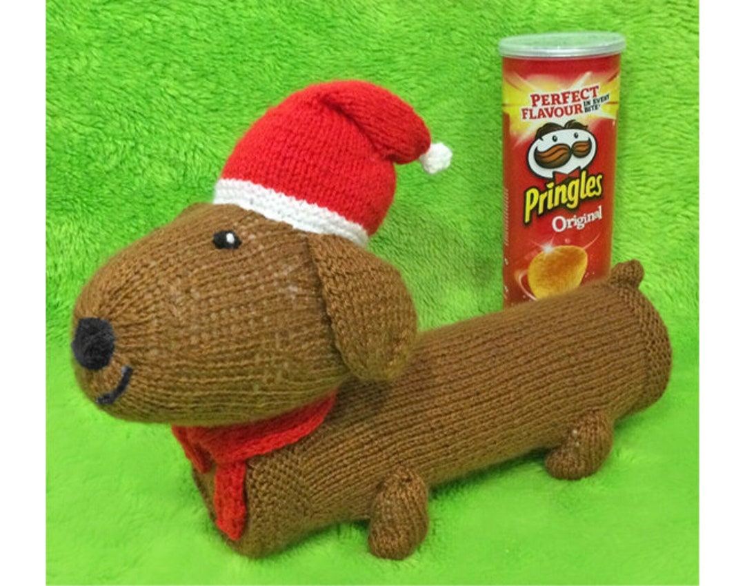 編み物パターン - クリスマスソーセージ犬ダックスフントプリングルズ