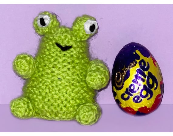 KNITTING PATTERN - Easter Frog Chocolate Cover Fits Creme Egg - Etsy