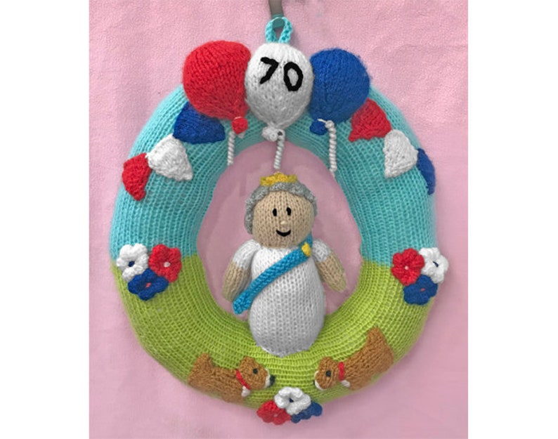 KNITTING PATTERN Royal Queen Platinum Jubilee Wreath Hanging Etsy UK