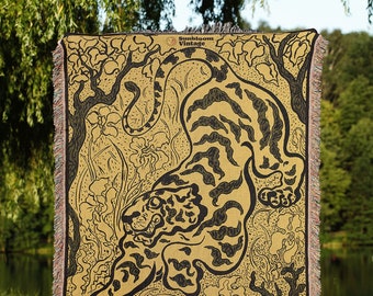 Tiger Blanket •  Large Printed Throw Blanket • Woven Throw • Printed Blanket • Boho Home Decor • Boho Tapestry • Wall Tapestry