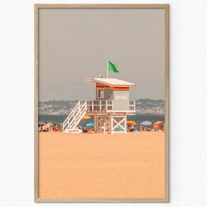Fotografía de pared imprimible de la playa de Deauville, póster de playa de Francia, impresión de salvavidas costero, decoración del hogar, impresión de bellas artes de la Riviera Francesa, descarga