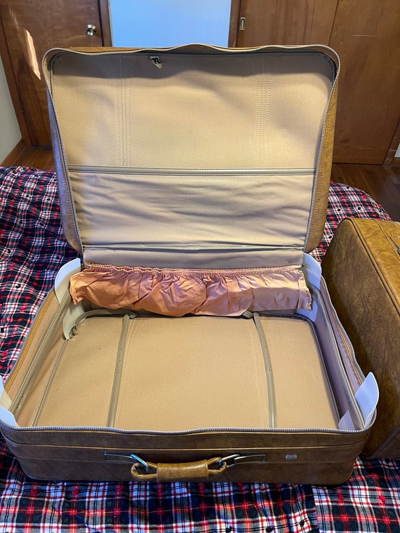 American Tourister Vintage Set of 3 Travel Luggag… - image 3