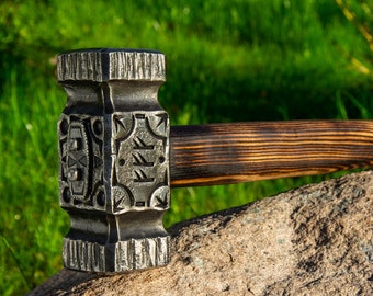 Geschmiedeter nordischer Hammer, Handgefertigter nordischer Hammer, Kriegshammer im Larp, Larp Hammer, Massiver Kriegshammer