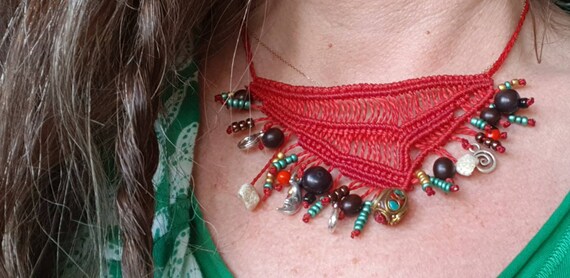 Collier En Perles Macramé Rouge - Longueur 60cm - Modèle N°442 - Occasion