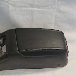 89-94 Nissan 240sx S13 center console armrest lid cover
