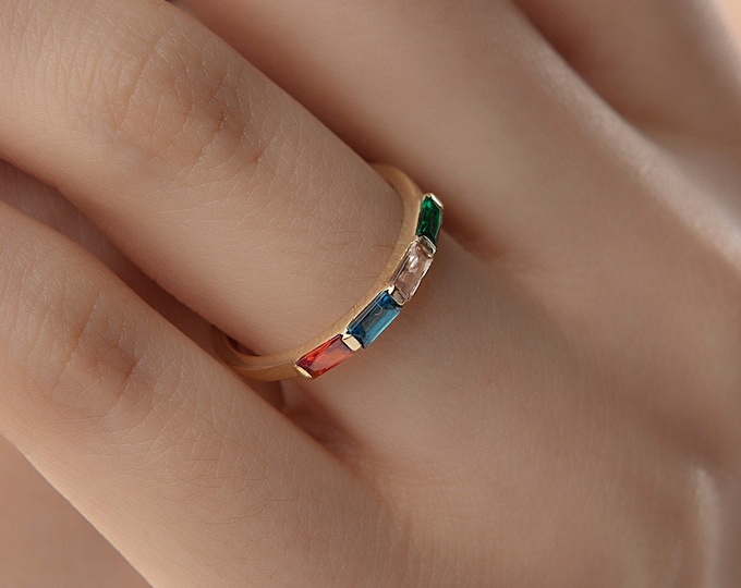 Gifts For Mother's Day, 14K Gold Baguette Birthstone Ring, Birthday Gifts For Mom, Custom Mothers Family Birthstone Ring, Personalized Gifts