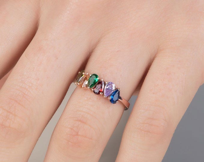 Gifts For Mother's Day, 14K Gold Pear Shaped Birthstone Rings, Teardrop Birthstone Ring, Personalized Gifts, Mothers Family Birthstone Rings