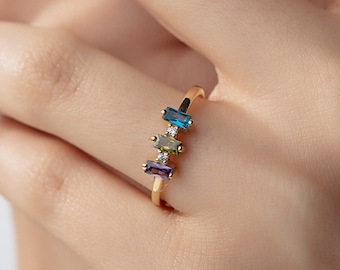 14K Gold Baguette Birthstone Ring, Family Birthstone Ring For Grandmas, Mothers Birthstone Rings, Personalized Gifts, Best Gift For Mothers