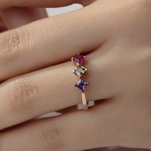 Princess Shaped Gold Birthstone Ring, Personalized Gift For Mom, Mothers Birthstone Ring, Birthday Gift For Grandmas, Best Gift For Mothers