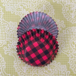 Buffalo Plaid Cupcake Liners | Lumberjack baking cups | 36 count pack