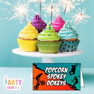 Carte personnalisée de fête d'anniversaire de fête d'anniversaire de skate park BMX et de trottinette Lolly, édition numérique sur Canva