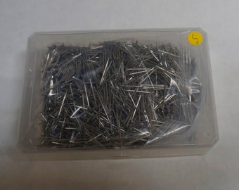 boîte contenant 2500 aiguilles de gramophone à tonalité douce