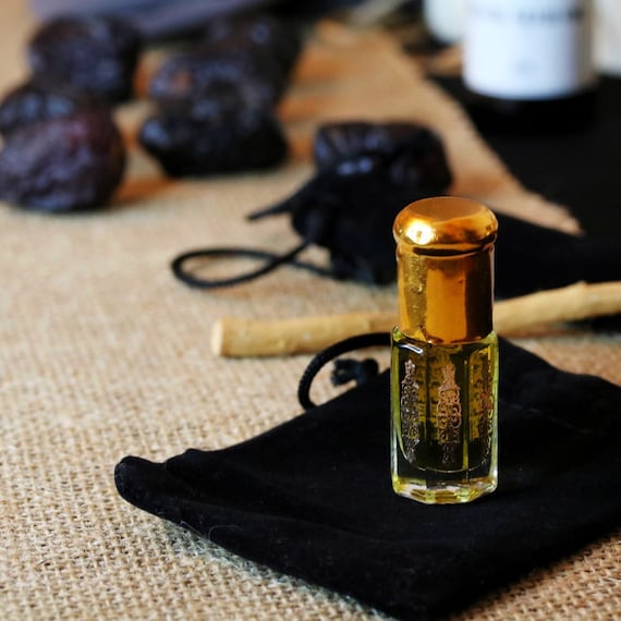 Oud perfume women