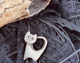 Vintage R. Tennesmed Mid Century Minimalist Cat pin Brooch